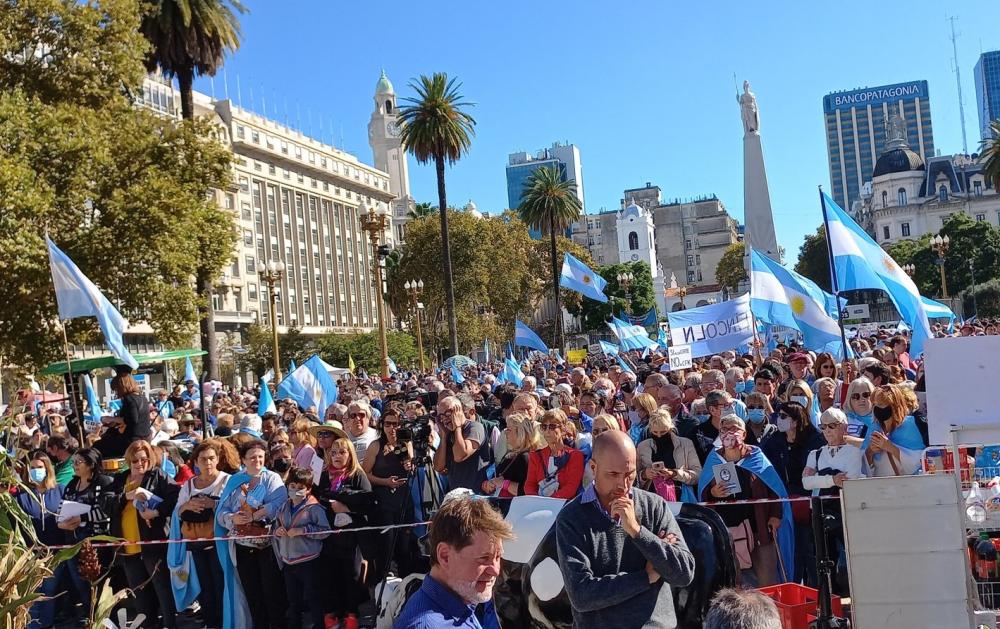 Libertarios y macristas se ponen la camiseta del campo y marchan contra el Gobierno