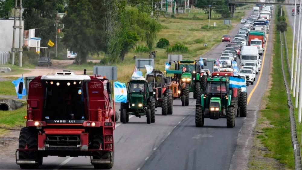 Para el Gobierno, el tractorazo del campo es “una marcha” política sin consignas claras