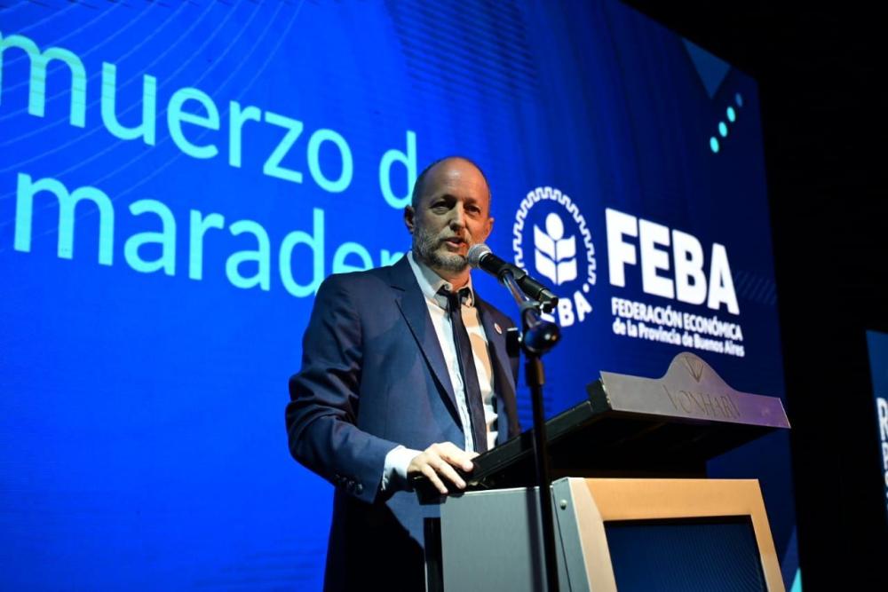 Insaurralde compartió un almuerzo con empresarios bonaerenses en la asamblea de FEBA