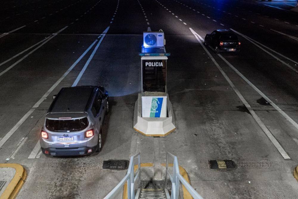 Suman puestos de seguridad en la autopista Buenos Aires La Plata
