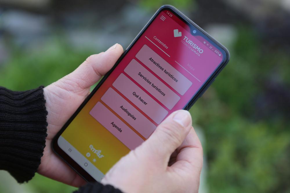 Tecnología: La Plata ya cuenta con una aplicación turística propia de vanguardia