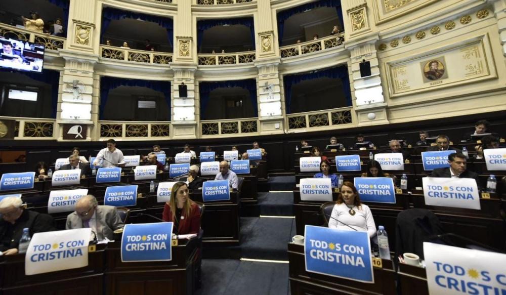 El bloque de diputados del FdT cuestionó a Juntos y defendió a CFK