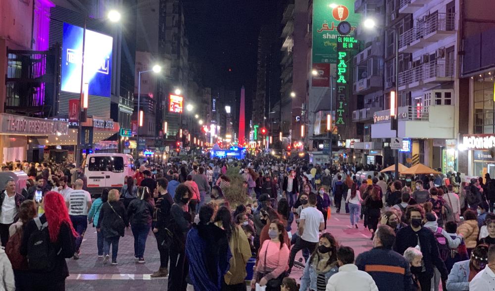 CABA: con eje en la democracia, se lleva a cabo hoy La Noche de las Librerías