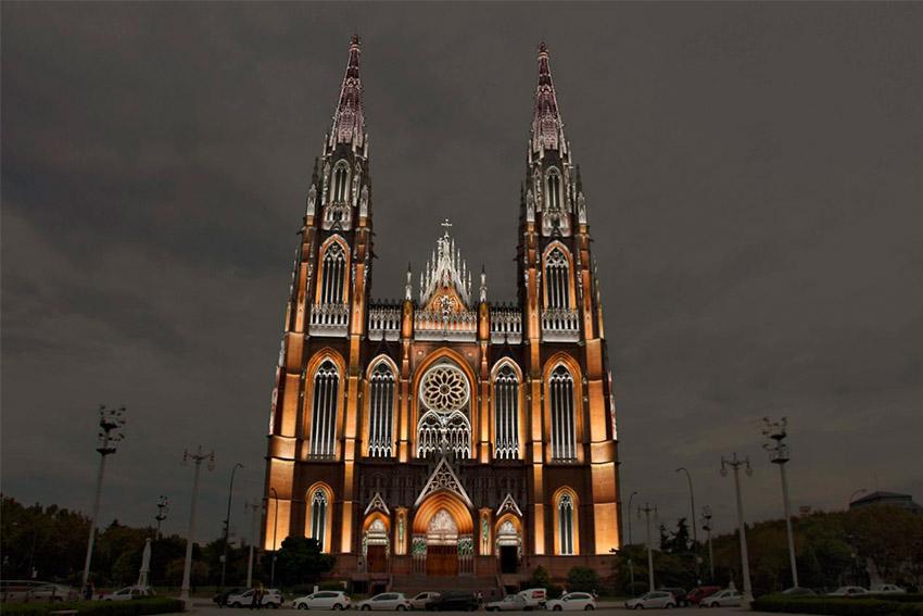 “La Noche de los Templos”: invitan a recorrer edificios patrimoniales de diversos cultos
