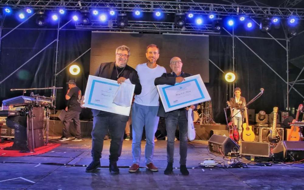 Junín celebró los 195 pirulos, con un espectacular show de Baglietto y Vitale