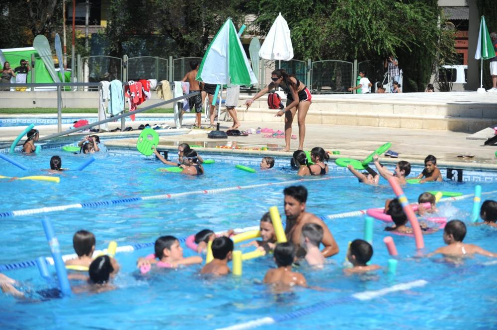 “Escuelas Abiertas en Verano”: así es el programa recreativo para niños bonaerenses