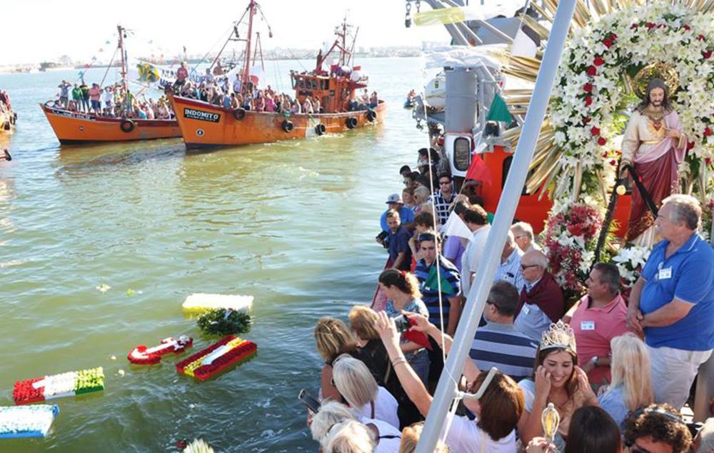 A pura lanchita amarilla, se viene una nueva Fiesta Nacional de los Pescadores