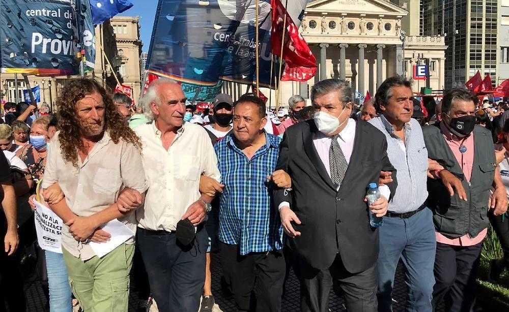 Organizaciones marchan a Tribunales por “la democratización del Poder Judicial”