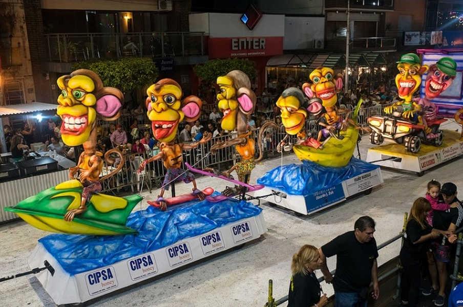 Arranca el gran carnaval artesanal de Lincoln: La Konga, La Beriso y mucho más