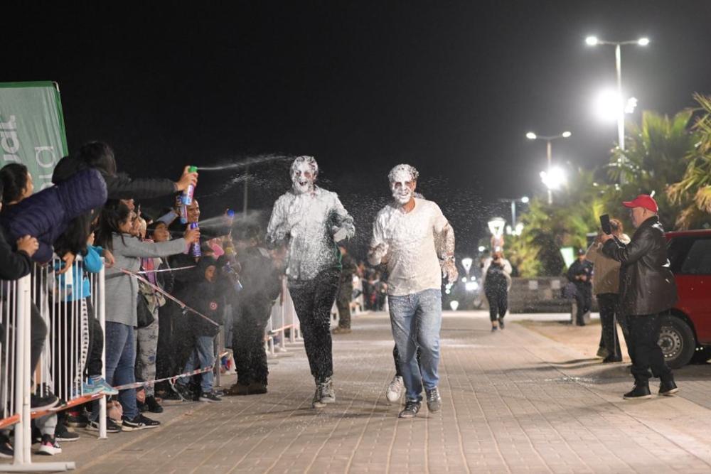 No zafó ni el intendente: toda la fiesta y la espuma de los carnavales bonaerenses