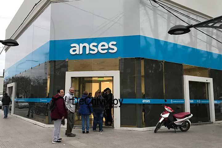 ¿Y a vos, cuándo te toca? Completito, el cronograma de pagos de Anses para marzo