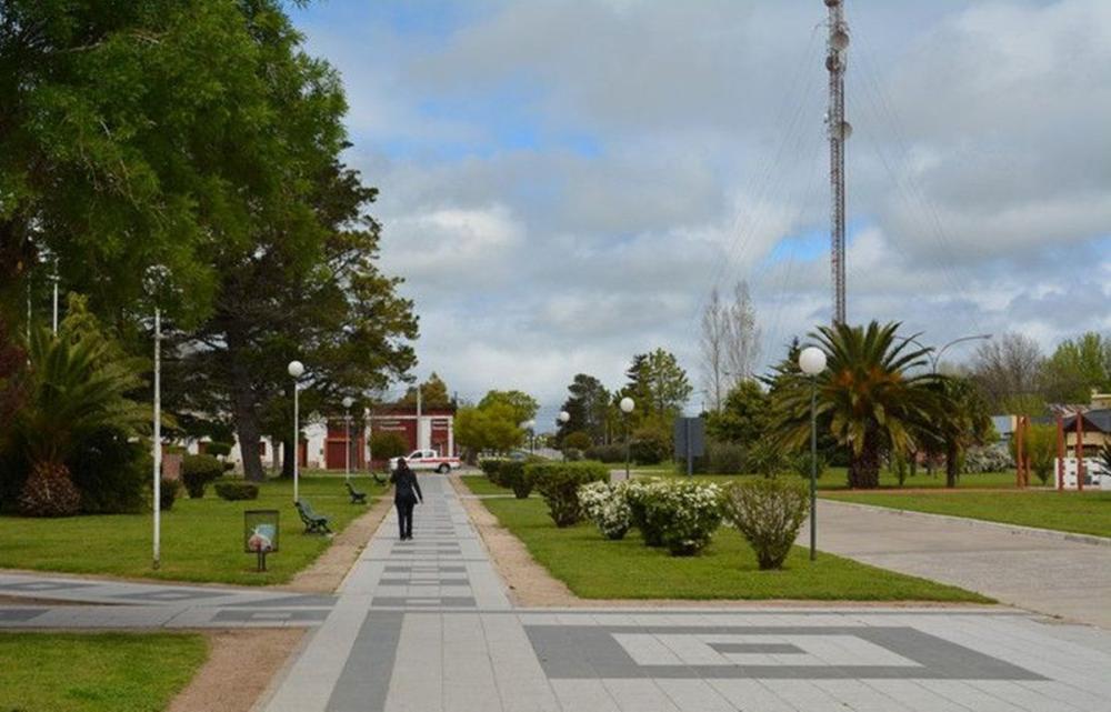 General Guido sopla las 140 velitas y lo celebra el sábado a pura música