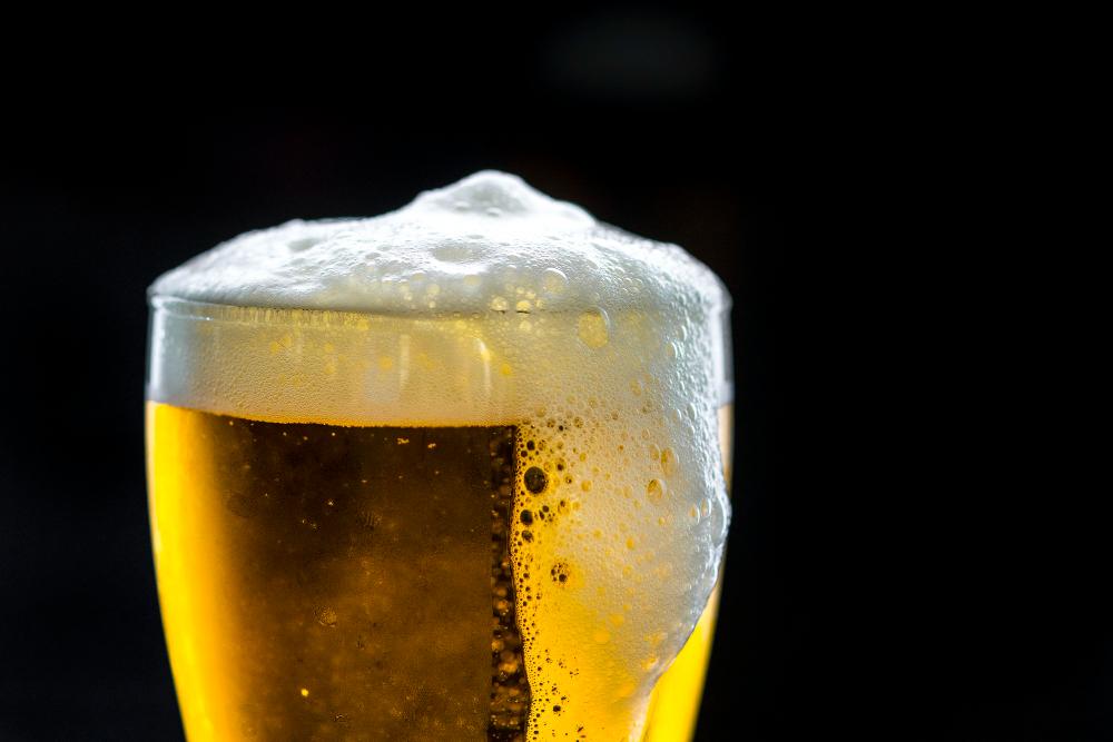 AFIP subasta packs de cerveza y de fernet a precios imperdibles:  cómo participar