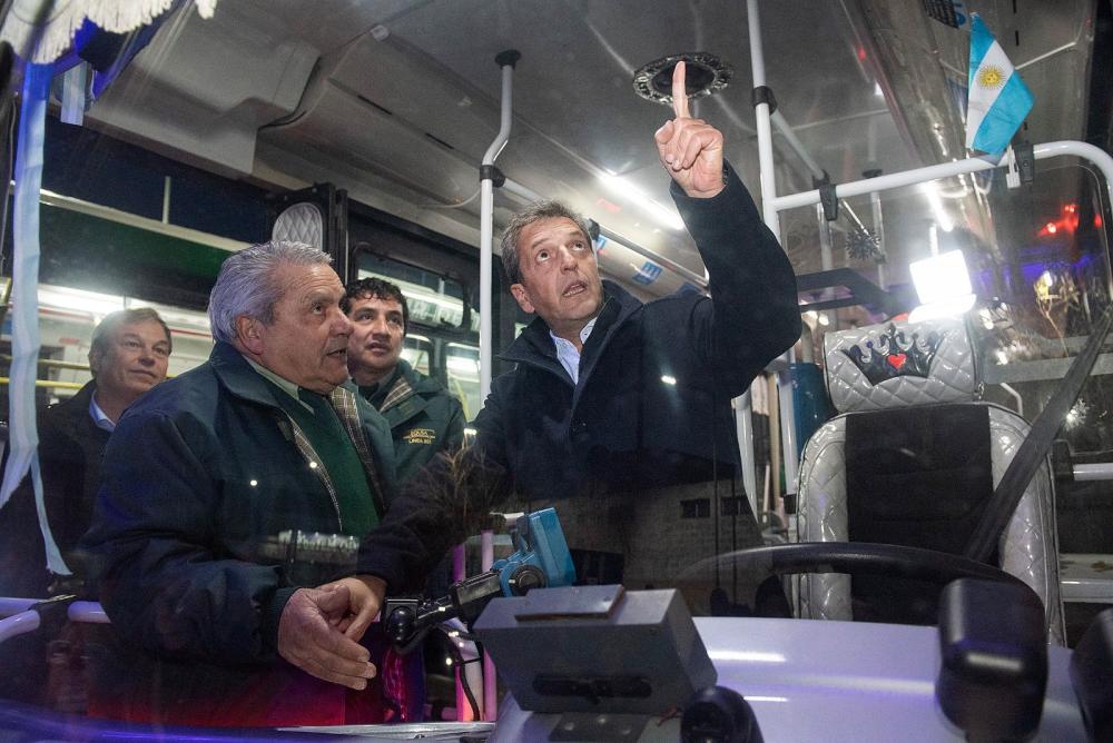 En campaña: Massa y Cascallares prometieron más cámaras de seguridad en colectivos