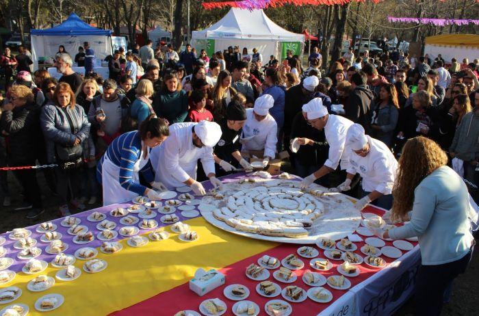 Otro gran finde fiestero en la Provincia: chorizo, puré, ensaimada, chocolate y más