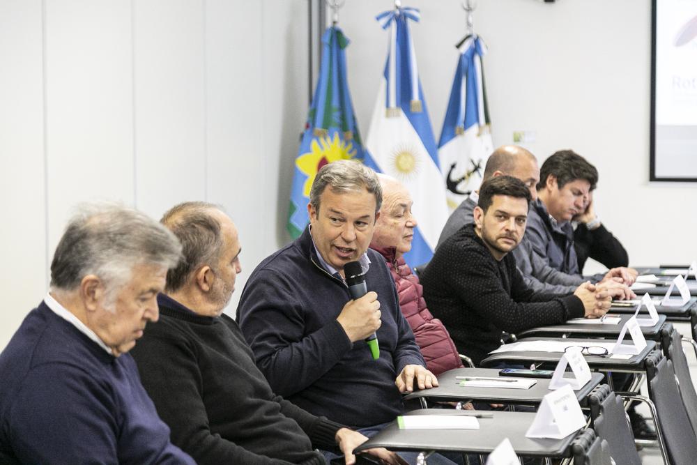 Intendente peronista lanzó una mesa de acuerdo y diálogo por la paz social