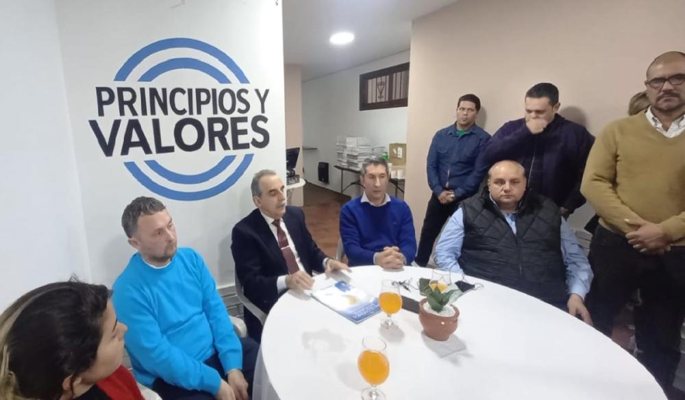 Todos contra el PRO: candidato de Moreno se baja y se une con Unión por la Patria