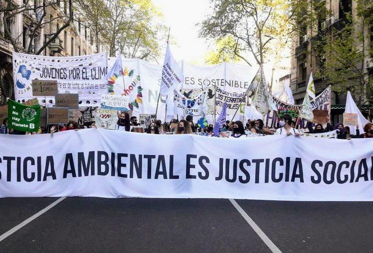 Con fuertes críticas a Javier Milei, el sector ambientalista llama a votar a Massa