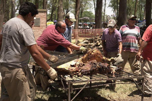 Así será la gran Fiesta de la Vaquillona Asada con Cuero: el cronograma completo