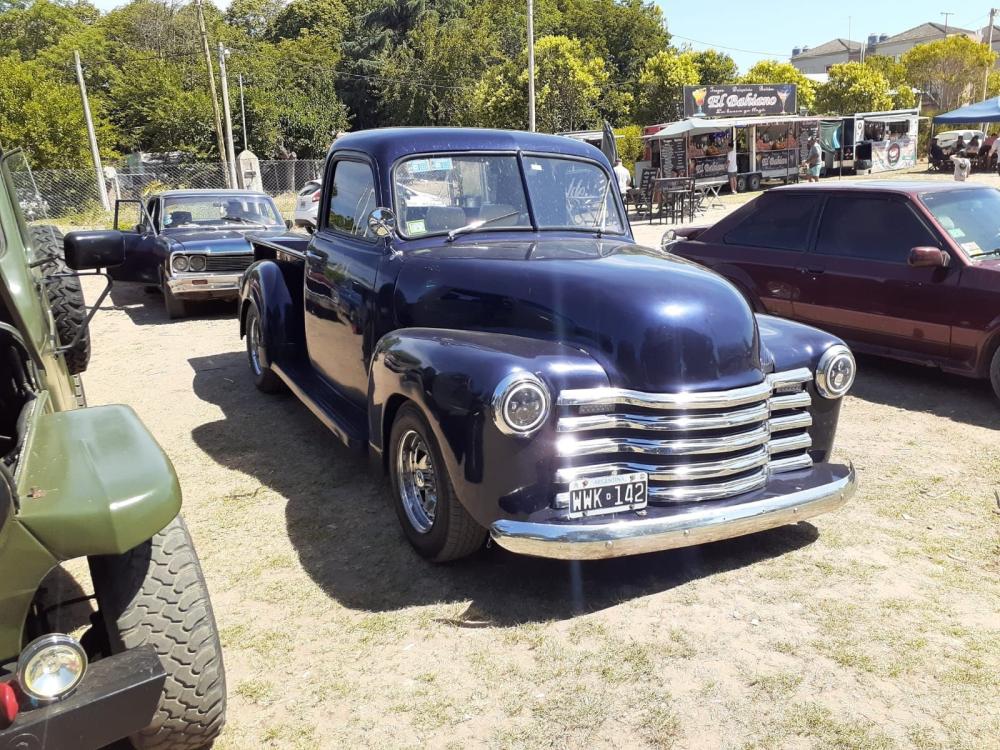 ¿Te gustan mucho los autos? Escobar te espera este fin de semana a puro fierros