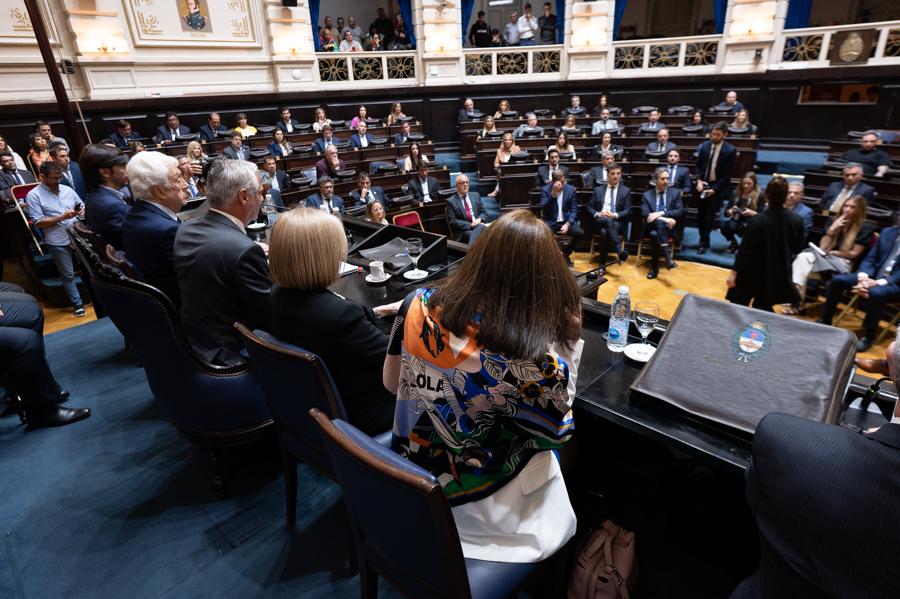 A días de asumir, intendentes electos recibieron su diploma en la Legislatura