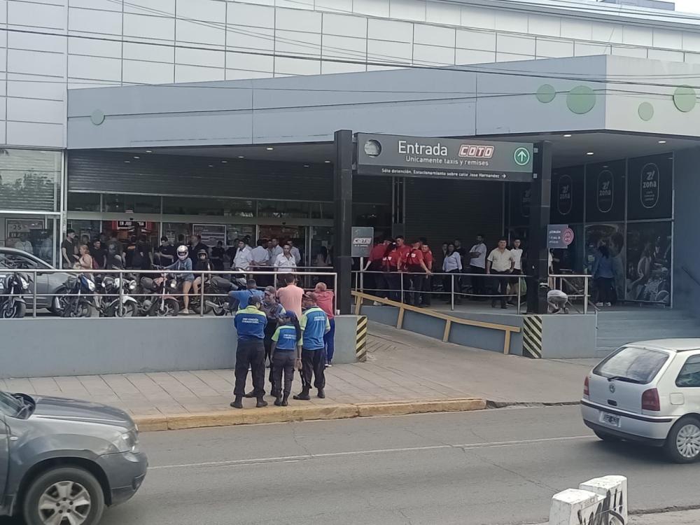 El municipio de Escobar busca poner contra las cuerdas al supermercado Coto