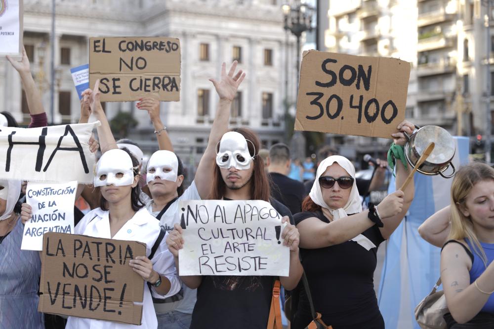 Cómo fue el “Musicazo” que se realizó frente al Congreso contra la ley Ómnibus