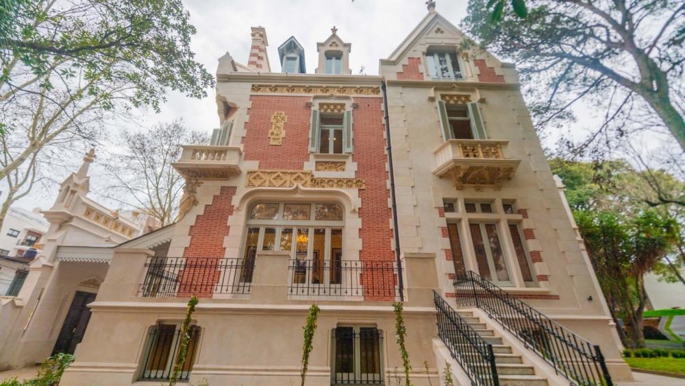 Turismo Conurbano: un hermoso palacio, una rica historia, una jornada de disfrute