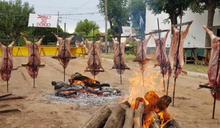 Ni chancho ni birra: intendente peronista suspendió tradicional fiesta popular
