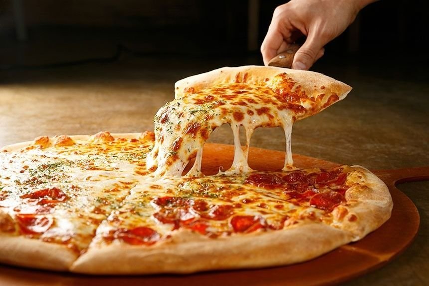 Se festeja en el Obelisco el Día Internacional de la Pizza: juegan porciones “gratis”