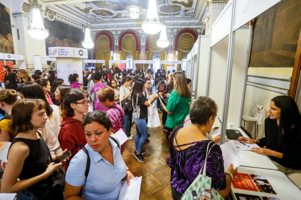 1800 mujeres participaron de la primera Expo Empleo Barrial, edición mujer