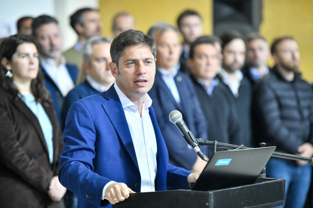 Picante: Kicillof, su tropa y un reclamo “en nombre de los 17 millones de bonaerenses”