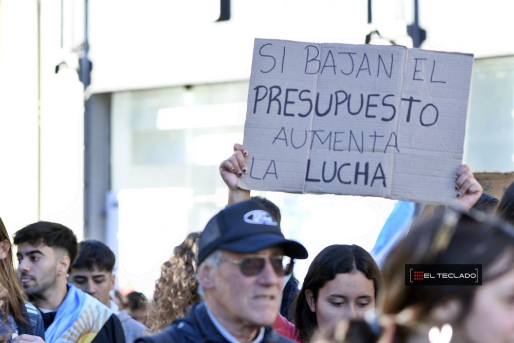 Alertan que “la situación salarial en el sistema universitario es extremadamente crítica”