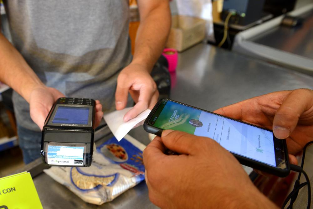 Mes a mes, cómo impacta la Cuenta DNI en el bolsillo de los bonaerenses