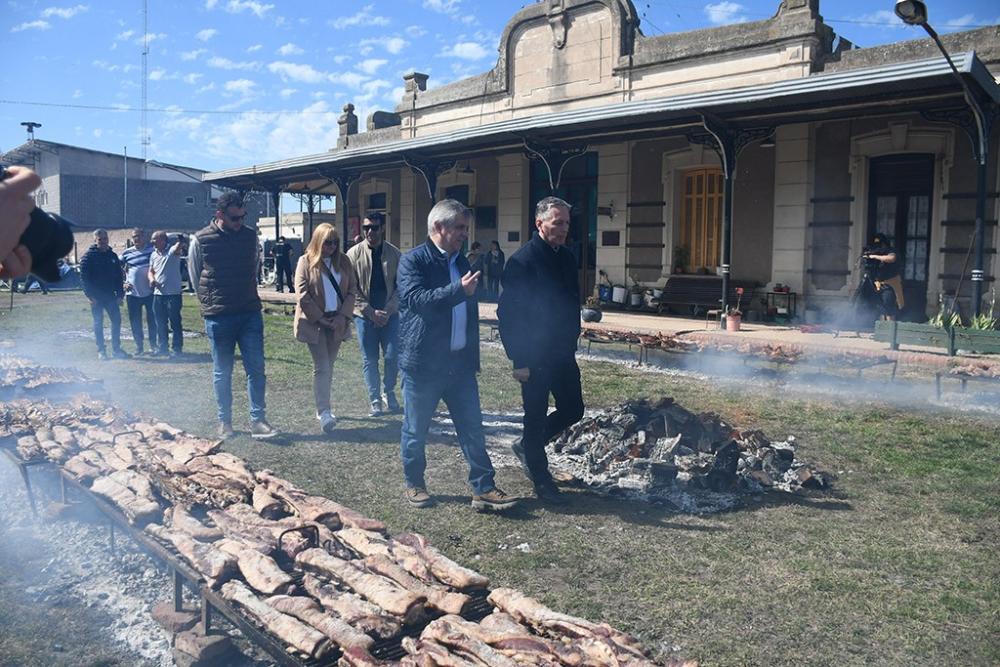 Una multitud disfrutó de la tercera edición de la Fiesta del Asado en Moquehuá