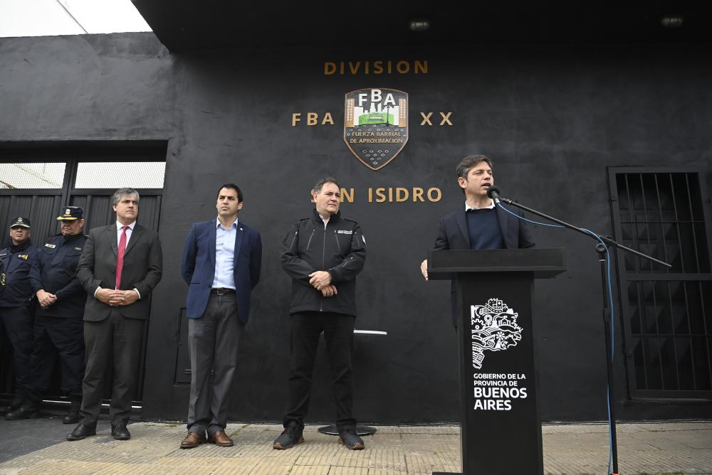 En tierra PRO y con elogios del intendente, Kicillof le mojó la oreja a Milei