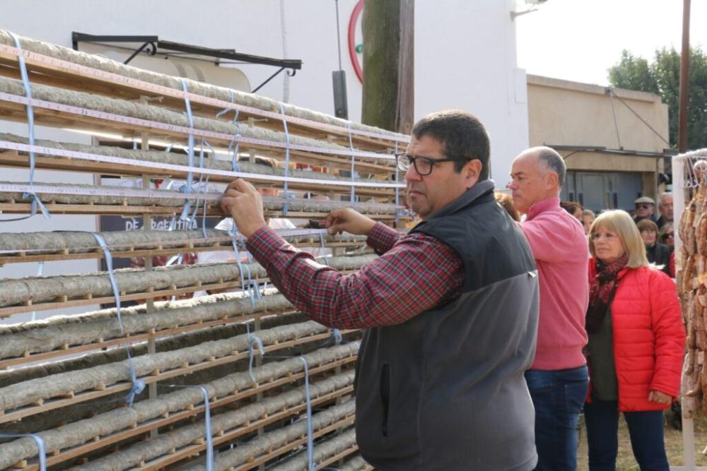 Tiembla Tandil: se hace en San Andrés de Giles la “Fiesta del salame más largo”