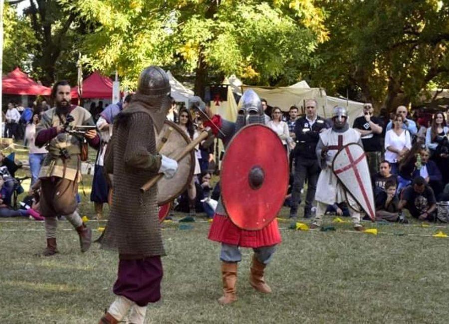 Espadas, música y gastronomía medieval en el Festival Terra Avstralis de Escobar