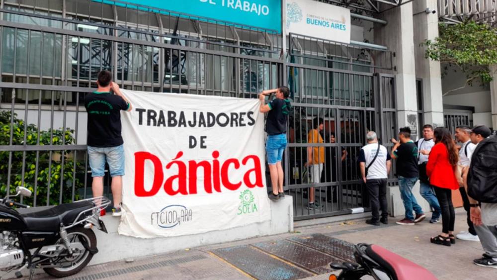 Tras la intervención de Kicillof, la empresa Dánica reabre sus puertas