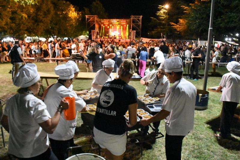 Se realiza una nueva edición de la Fiesta de la Carbonada: cosas ricas, música y baile