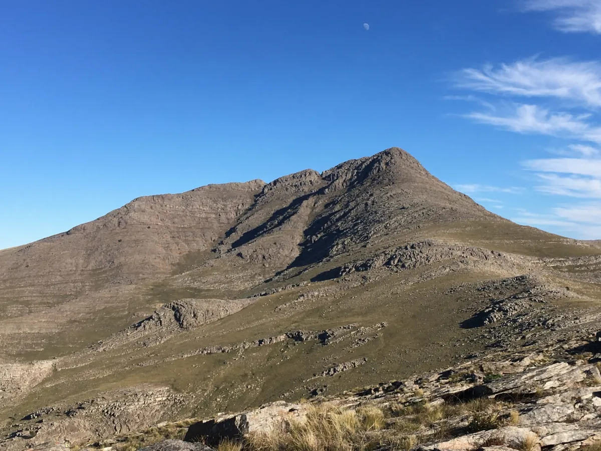 El Cerro Tres Picos: un destino emblemático en la provincia de Buenos Aires