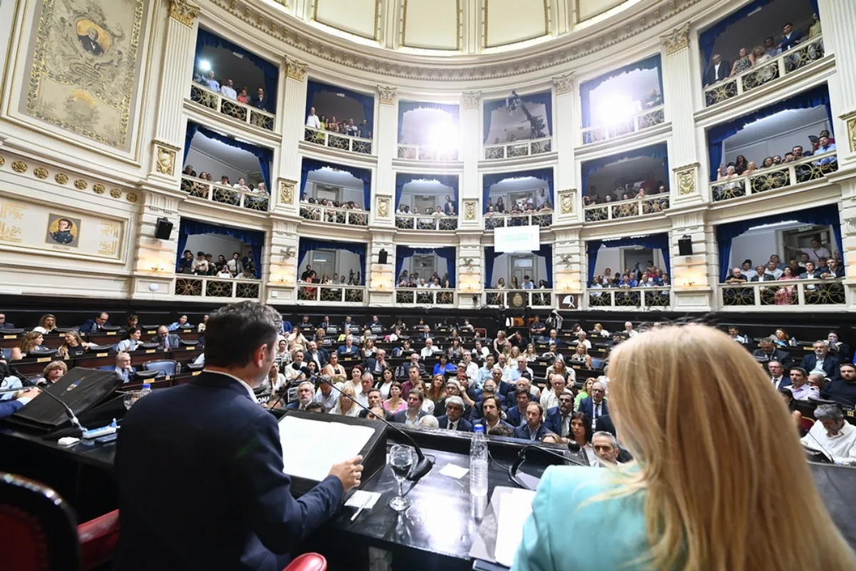 Kicillof anunció una inversión millonaria en seguridad y un paquete de reformas