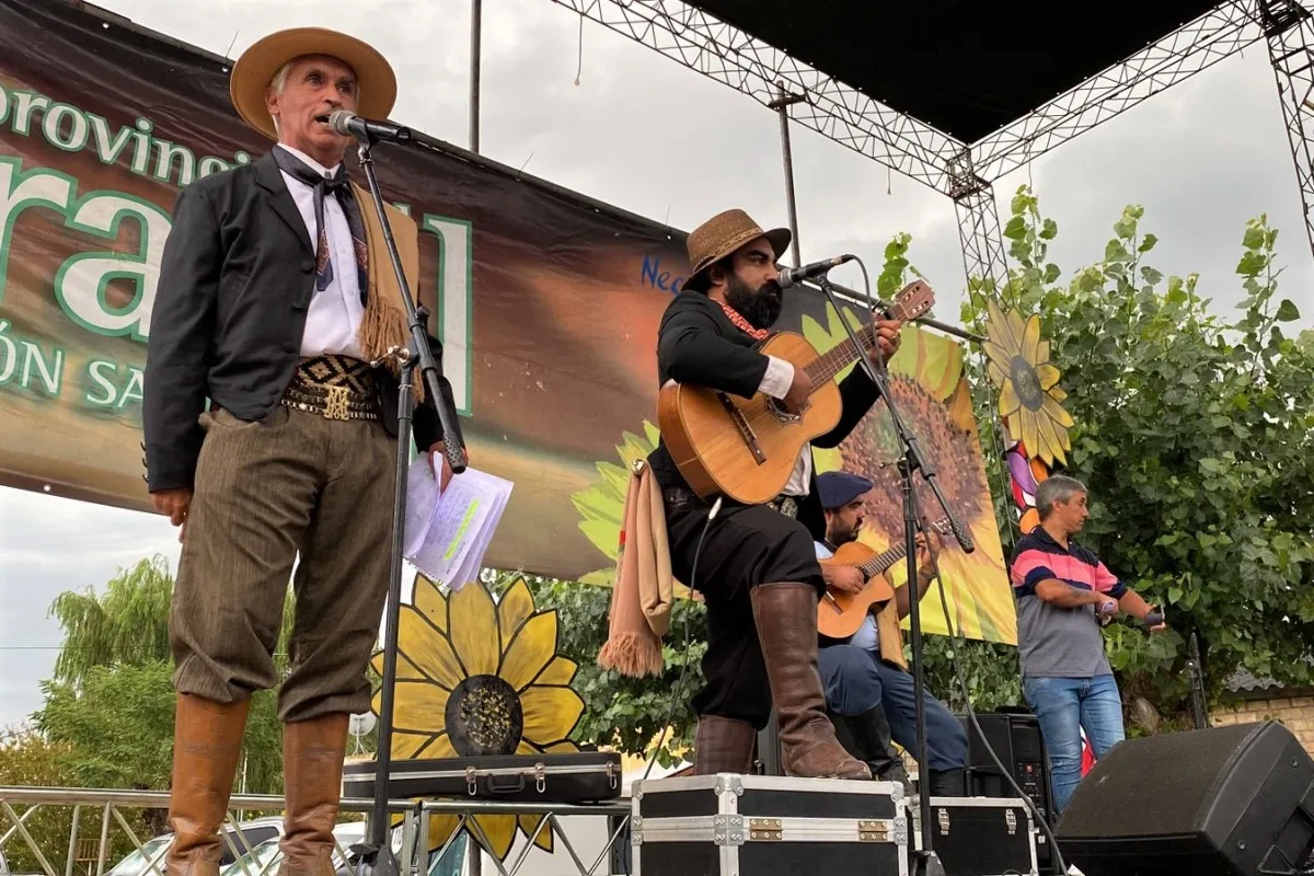 Llegó el gran día, comienza en Ramón Santamarina la Fiesta provincial del Girasol