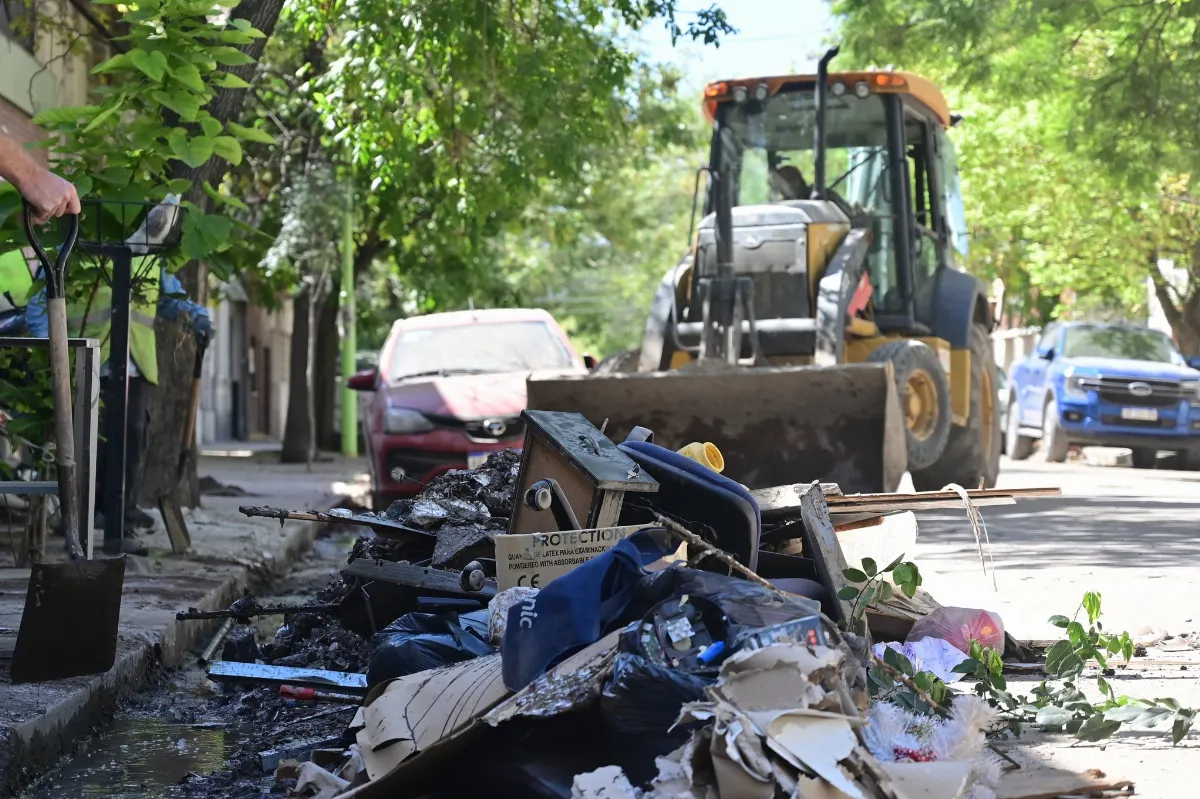 Alertan por posibles estafas a familias afectadas por el temporal de Bahía Blanca